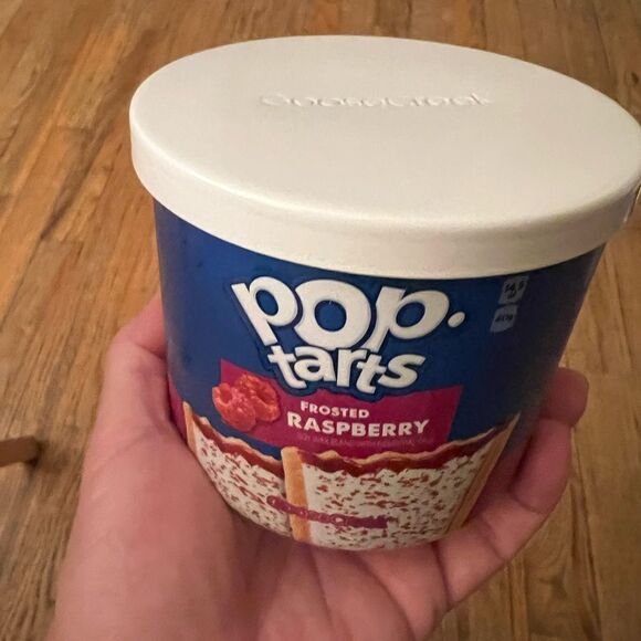 Goose Creek Limited Edition Pop Tarts 3 Wick Candle Frosted Raspberry - Picture 3 of 7